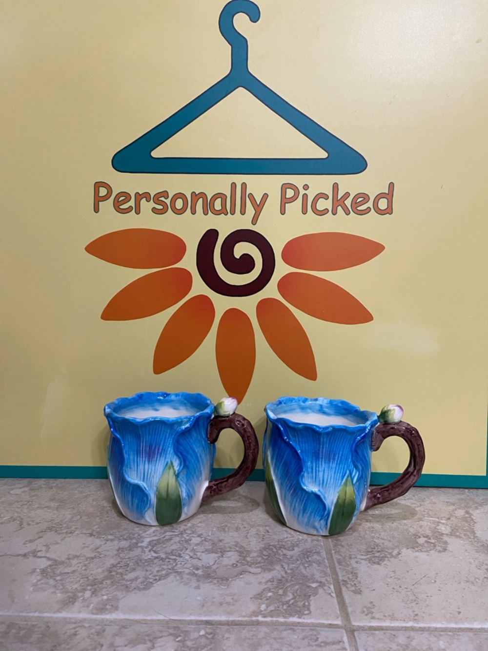 Corner Ruby Garden Collection Mugs